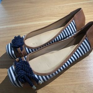 Gianni Bini Sawyer Nautical Stripe Blue White Stripe Flats